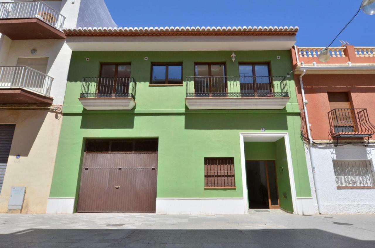 The Green Townhouse In Denia Centre By Nras מראה חיצוני תמונה
